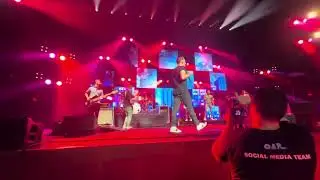 09 &ldquo;I Won&rsquo;t Back Down&rdquo; - @oarmusic with Seth Hurwitz on drums