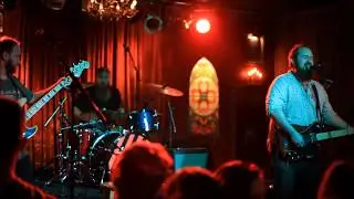 Jack Pines - Graves (Live at Velour)
