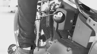 Harley Davidson  Evo Softail Bobber with Suicide Shift