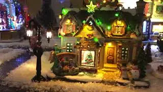 2020 Christmas Lemax village with model trains