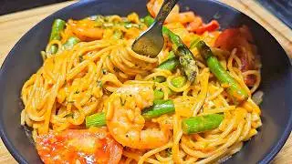 Prawn & Asparagus Pasta | One Pan | Lazy People Want This Recipe!
