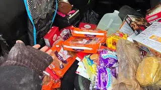 SHOCKING SO MUCH FOOD 😳 Frozen + Snacks Found While Dumpster Diving