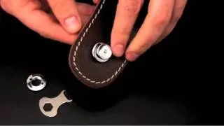LOXX&reg; - the smart Strap Lock for your guitar or bass!