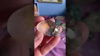 Catherine talking about Shamanic dream quartz