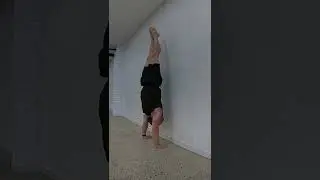 Handstand Balance Drill. Test Your Control #shorts