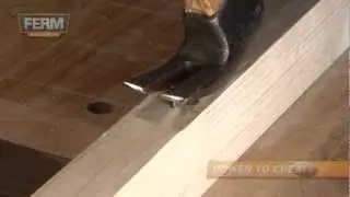 How to use a claw hammer