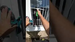 CarbonWipe 🤌🏻the best detailing cloth #windowcleaner #windowcleaning #satisfyingvideo #satisfying