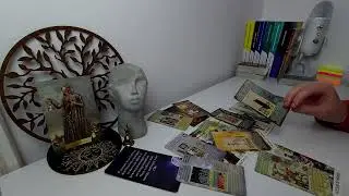 FECIOARĂ 🐞 Persoana care vine înspre tine ● O schimbare radicală ●