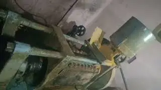 How does a oil mill work?