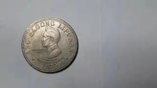 1975 and 1982 5 Peso Philippines coins #numismatics #worldcoins #rarecoins  #coinsworthmoney 