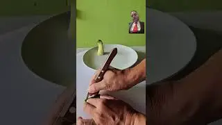 Unique and fast carving skills 👌 #fruit #foodcarving #food #chef #fruitcutting 🙏