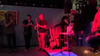 Open Mic Jam Sessions With The Jam Unit