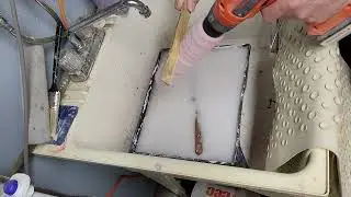 How to quickly dry a paint roller after washing it out. #howto #diy
