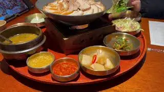 크리스마스 브이로그 🎄 | 명동 1박 2일 ㅣ 명동여행, 창신동문구완구시장, 청계천 잉어킹 ㅣ 고양이 알러지  | Christmas Vlog