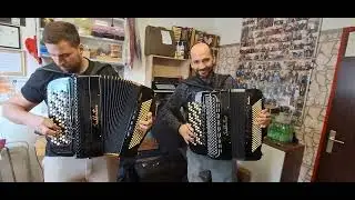 Nikola Zaric i Kosta Gajic, u radionici Akkordeonservice Pavic.