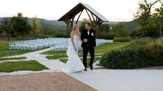 McKinlee & Billy / Texas Hill Country Wedding / Willow Ridge