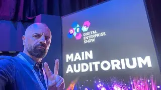 PEDRO MUJICA en el DIGITAL ENTERPRISE SHOW MALAGA 2023 ponencia sobre AI y TechnoHumanism in english