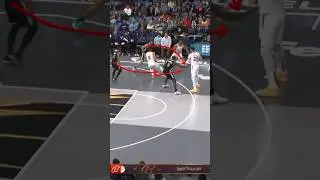 The Grizzlies letting Eric Gordon have a wide open 3