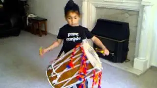 Kharan playing dhol to chabi song