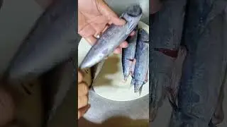EASIEST WAY ON HOW TO CLEAN & REMOVE, POISONOUS PART, TAIL OF TULINGAN FISH#trending #fish#shorts