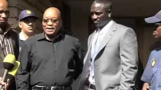 Akon meets JZ... as in President Jacob Zuma
