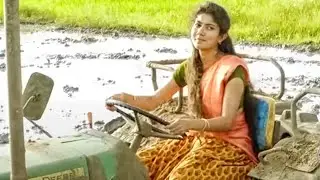Sai Pallavi Khet Me Tractor Chalati Hai