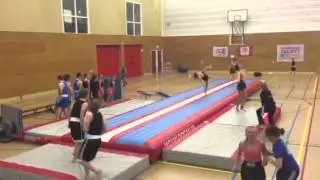 Nk springen voor scholen, showspringen