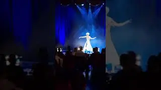 Zorya Blue - SILVER DIVA burlesque act (music: Pink Pussycat - The Del Reys)