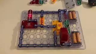Electronic Snap Circuits: Police Siren Amplifier