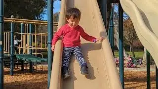 20221225 slide in slow motion