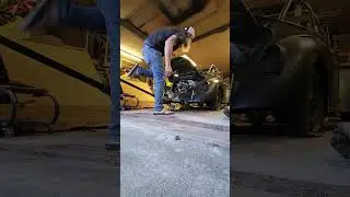 Volkswagen beetle engine removal and break down