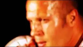 forum.mixfight.ru Fedor Emelianenko in the 'Forward' clothing brand commercial