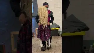 Subway Series: Dancing Couple - Skin & Bones #nyc #busking #subway #skeletondance #puppet