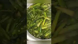 traditional way of cooking taro leaves