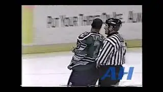 IHL Nov. 25, 1994 Chris LiPuma,ATL v Graeme Townshend,HOU Atlanta Knights Houston Aeros