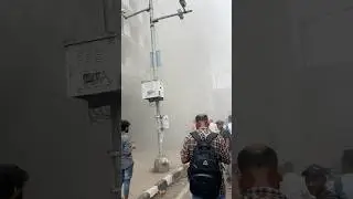 Fire at Monginis Churchgate #news #mumbai #local #train #churchgate
