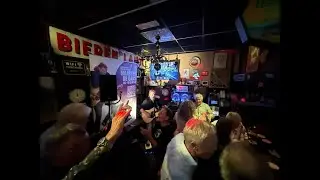 An Irish Pub evening - Caf&eacute; De Slock - by Singer/Guitarist Maarten de Gans