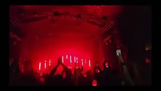 Underoath - Live in Guatemala City - Reinventing Your Exit