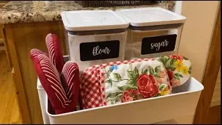 Spend the Day with Me - Vlogging, Crockpot Recipe, Baking Cart, and Christmas Decorating