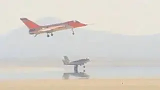 HL-10 Landing with F5D-1 Skylancer Escort