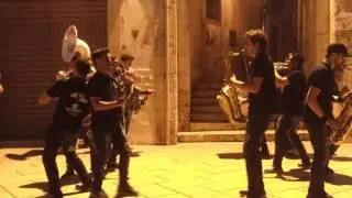 *Contour Band*