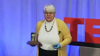The amazing story of the Apollo 8 gyroscope | Deborah Douglas | TEDxMIT