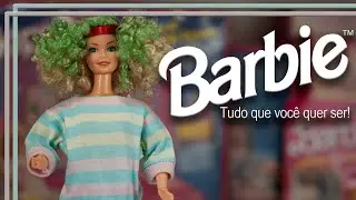 Barbie 1986 - cabelo cacheado com mecha verde