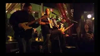 Jaimes Palacio w/ Graveyard Cafe: I Want A New World