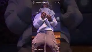Baby Smoove on instagram flexing 20K in cash all blues playing unreleased music #babysmoove #chiraq