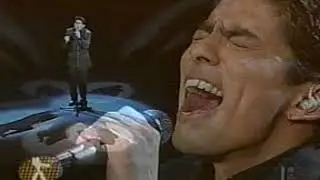 La Academia final   victor unchained melody