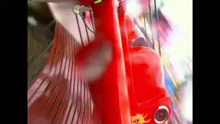 Matějská pouť 2011 - ATRAKCE TORNADO ZA JÍZDY / ATTRACTION TORNADO ON-RIDE