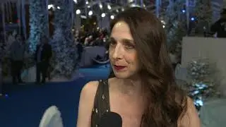 Jumanji The Next Level Los Angeles Premiere - Itw Marin Hinkle (official video)