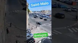 Saint-Malo ; Vue des Remparts ; Quai Saint-Vincent et Quai Saint-Louis ; Bretagne ; France