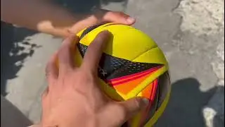 Features & Review Wilson AVP OPTX Replica Volleyball